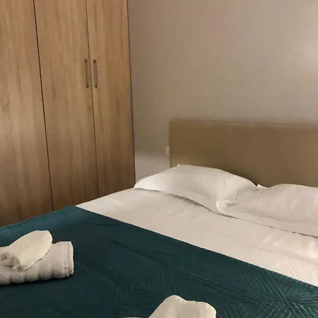 Apartmán Olivia House Yzberishti Exteriér fotografie