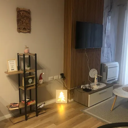 Apartmán Olivia House Yzberishti Exteriér fotografie